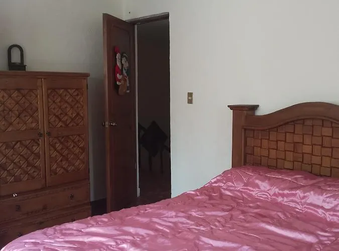 Casa De Huespedes Xochimilco Bed & Breakfast
